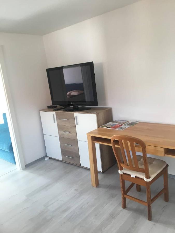 Moderne Wohnung Mit 74 M² Wohnflaeche Frauenhofen Exterior photo