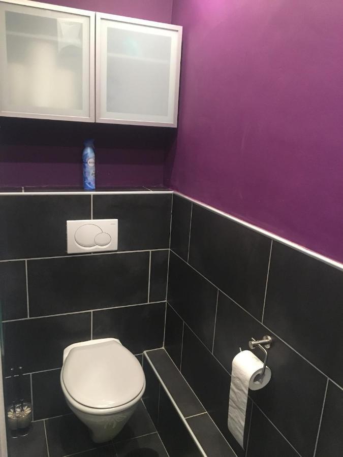 Moderne Wohnung Mit 74 M² Wohnflaeche Frauenhofen Exterior photo